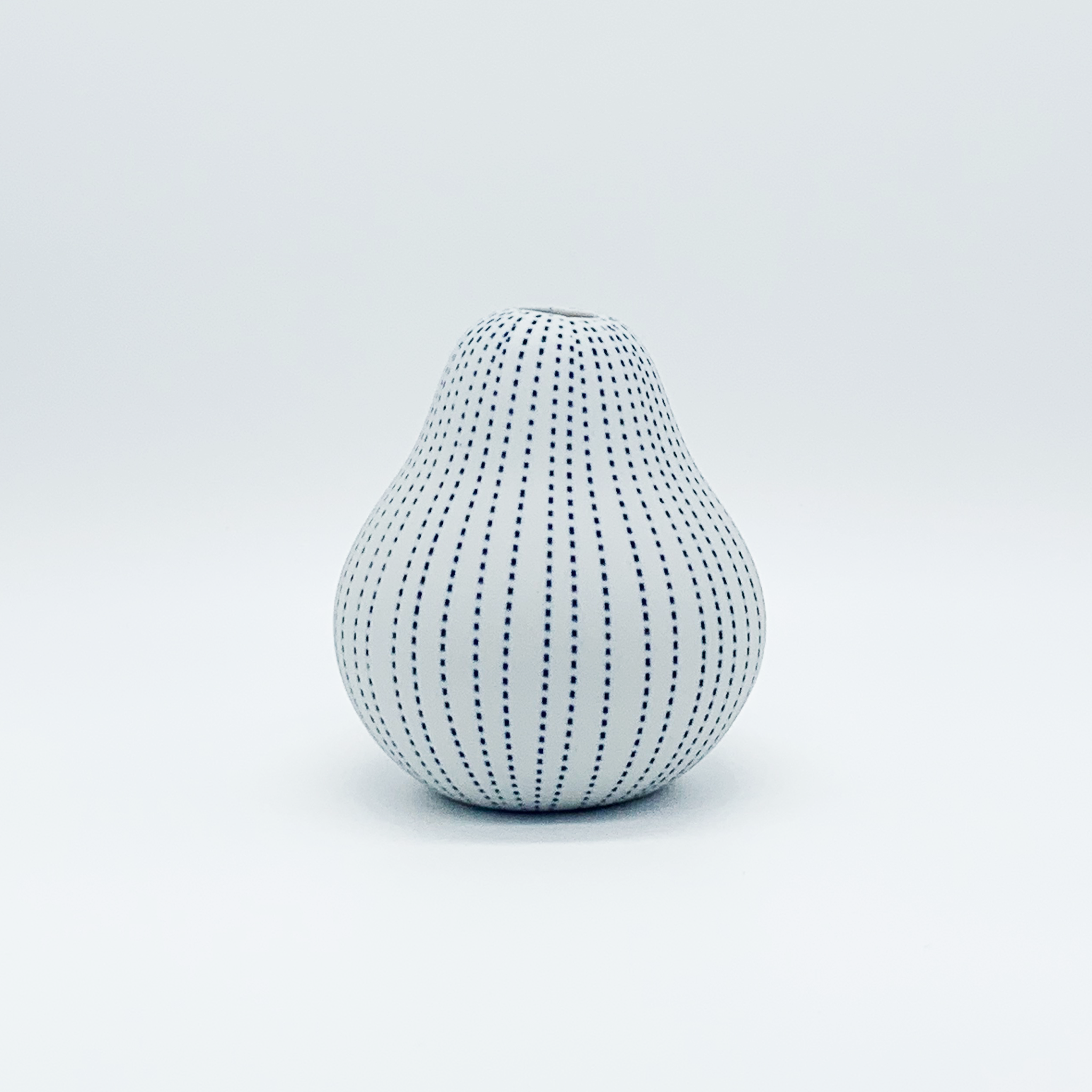 Gugu Pear Bud Vase